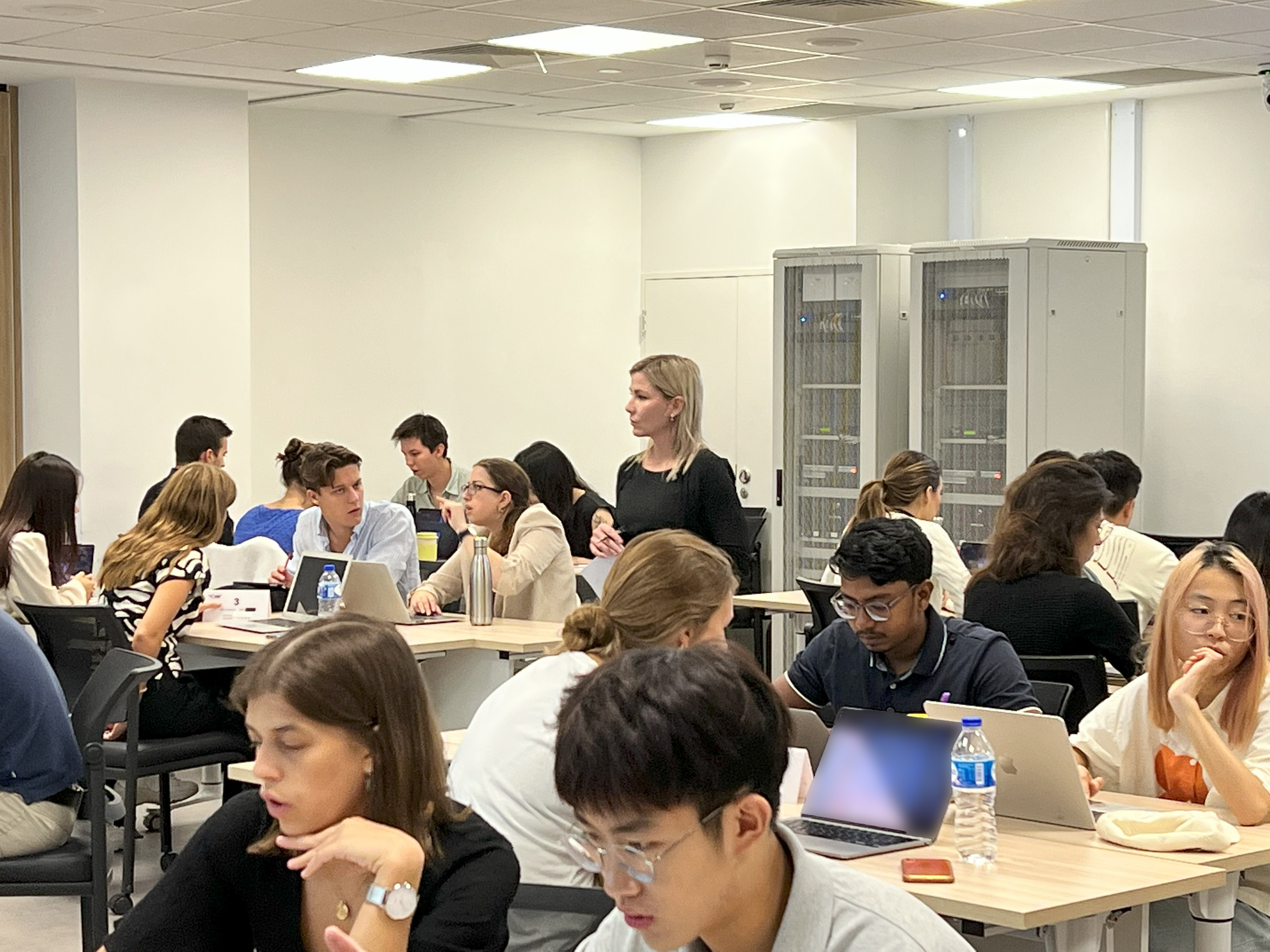 6 Business Communication Activity Ideas for Workplace Learning