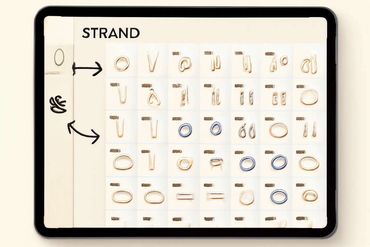مشروع محل اكسسوارات - واجهة مستخدم توضيحية (UI Mockup) تظهر كتالوج رقمي لـ 114 تصميماً من STRAND، مع إبراز فلاتر البحث حسب الخامة (نحاس مطلي، خرز زجاجي) وعرض الحد الأدنى للطلب (MOQ) بجانب كل منتج